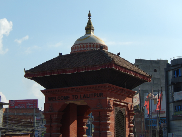 Lalitpur est une ville de la vallée de Katmandou, séparée de la capitale népalaise par la rivière Bagmati (Crédit : SH)